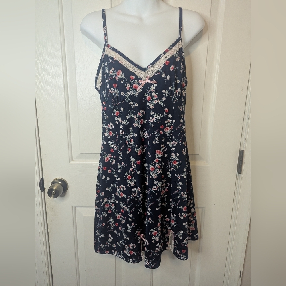 Laura Ashley Floral Lace Nighty Chemise Dress